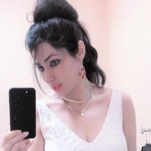 Meet your Posher, Shati